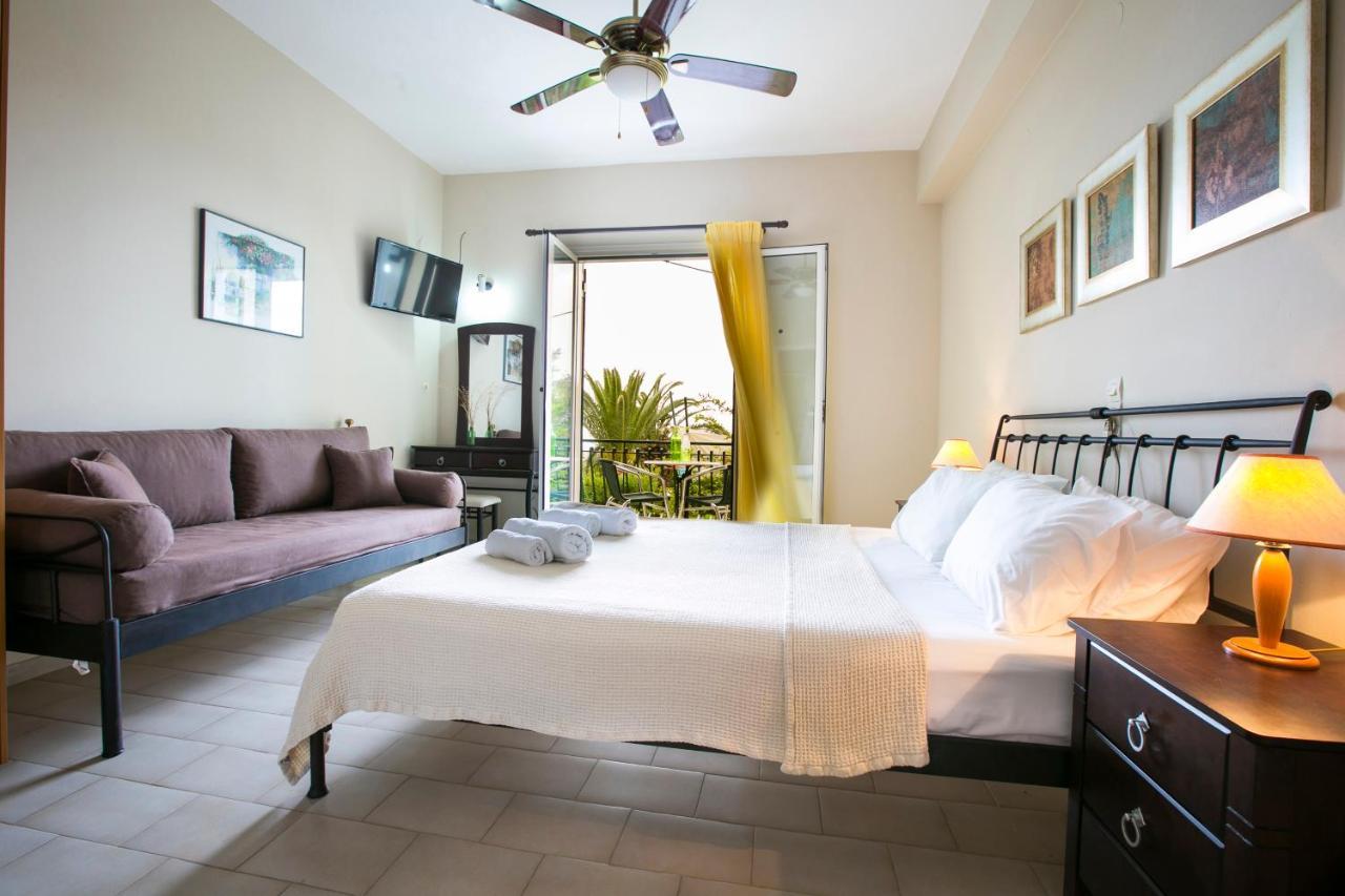 Irena Studios & Apartments Svoronata Extérieur photo