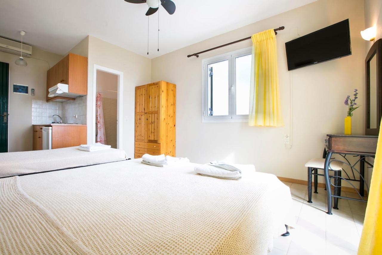 Irena Studios & Apartments Svoronata Extérieur photo